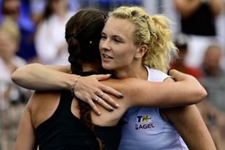 Do čtvrtfinále tenisového turnaje v Praze prošly čtyři Češky