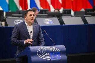 Zdechovský obvinil Bartoše ze „zhulenosti“. Do sporu o šifrované zprávy vstoupil i Hřib