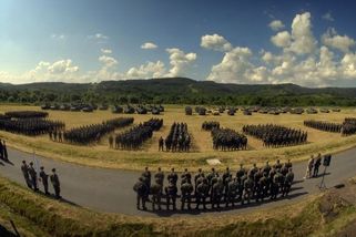 Během střeleckého výcviku v Doupovských horách zemřel voják. Zřejmě spáchal sebevraždu - Novinky