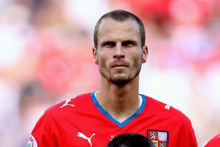 Proč dětem nekupuje každý rok iPhone? A proč by nešel do Ferrari? Bývalá česká hvězda o bohatství bez pozlátka