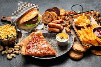 K ultrazpracovaným potravinám by se mělo přistupovat stejně jako k tabáku, apelují vědci - Novinky