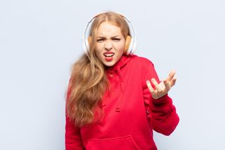 Máš chuť majoránky, odnauč se říkat ne: Divné písně o lásce mají v repertoáru Karel Zich, Jan Neckář i Dalibor Janda