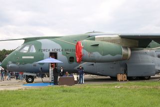 Obrana koupí další transportní letouny - Novinky