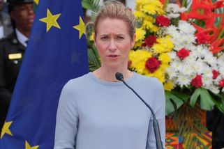 "Rusko se ani nepohnulo." Šéfdiplomatka EU se obořila na Trumpova muže, ten jí odsekl