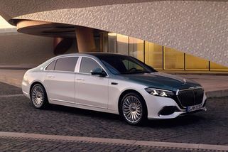 Modernizovaný Maybach S: Šperk na čtyřech kolech, který posouvá hranice komfortu