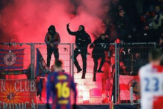 UEFA potrestala Slavii za LM milionovou pokutou a podmínečně uzavřeným „kotlem“ - Seznam Zprávy