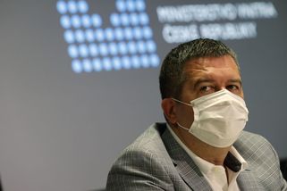 Blatný chce prodloužit nouzový stav o měsíc. Má plán, jak přesvědčí poslance - Seznam Zprávy