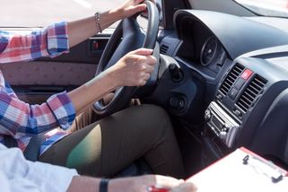 Sedmnáctiletí za volantem nechybují. Jde za nimi jen zlomek nehod - Seznam Zprávy