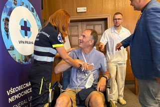 Doma v Irsku by nepřežil. Běžec při maratonu v Praze zkolaboval, 47 minut mu nefungovalo srdce - Novinky