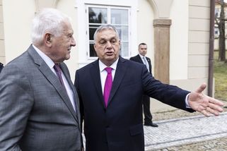 Po Merkelové přivítal Orbán v Budapešti exprezidenta Václava Klause - Seznam Zprávy