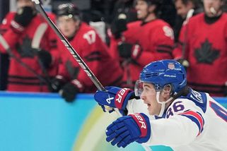 Prodloužení 3 na 3 se jeví jako zločin, hokej už není hokej, říkali Kanaďané. Finále si zasloužilo důstojnější tečku - Sport.cz