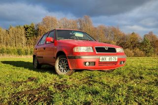 Majitelé starých škodovek mají potíže s úpravou na nový benzin - Novinky