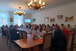 ANO ovládlo hospodářské podvýbory. A ponížilo exministra Vlčka