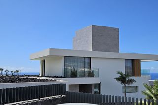 Češi kupují nemovitosti ve Španělsku. Pak s překvapením zjišťují, že je nesmí pronajímat