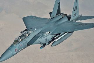 Logistická noční můra aneb proč Američané stále neporazili Írán - Médium.cz