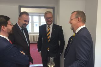 Bitcoinová kauza „posunula hranice představitelného“. Bašný končí a kritizuje Bradáčovou