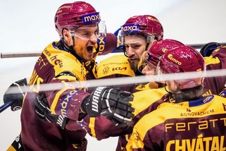 Jihlava rozdrtila Zlín a ve finále bere první bod - Sport.cz