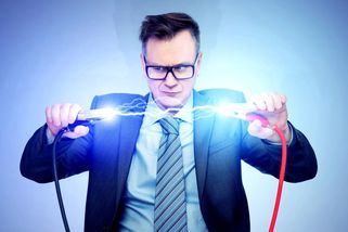 Energetický šok udeří silněji než dřív. Tentokrát ho odnesou hlavně lidé