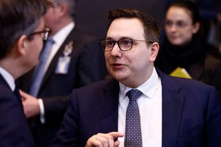Lipavský: Rusko stojí za stovkou incidentů v Evropě, NATO k němu musí přehodnotit svůj vztah - Novinky
