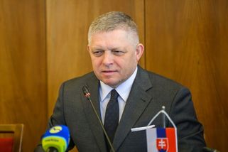 Mezi Ukrajinou a Slovenskem jde do tuhého. Zelenskyj se velmi ostře pustil do Fica