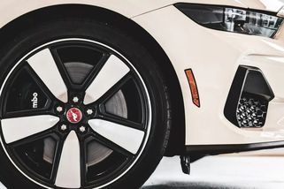 Problém, který trápí majitele elektroaut. Proč jim rychleji korodují brzdové kotouče?