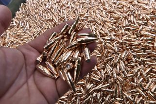 Zbrojaři spojují síly. Colt a Explosia chtějí zrychlit výrobu i vývoj