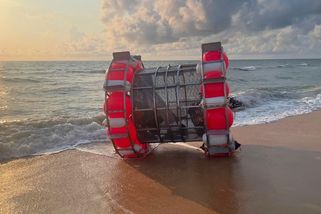 Pobřežní stráž USA zatkla muže, který se v lodi pokusil doběhnout do Londýna - Seznam Zprávy