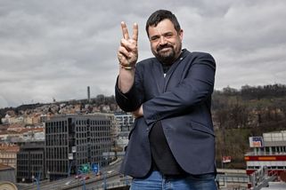 Řeporyjský Novotný ve funkci starosty zůstává, zastupitelé ho podrželi - Seznam Zprávy