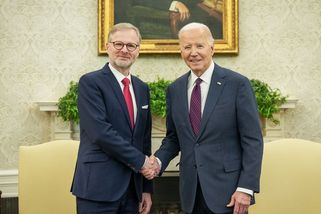 Svět chválí, Babiš haní. Šéfovi ANO leží v žaludku česká muniční iniciativa - Novinky