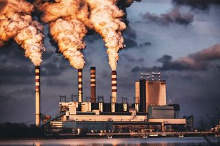 Zavedením uhlíkového cla EU dojde napříč Evropou k výraznému zdražení – faei.cz