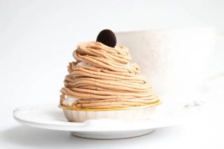 Mont Blanc z Peče celá země: Jak ovládnout kaštanový krém a vytvořit dezert, který ohromil porotu