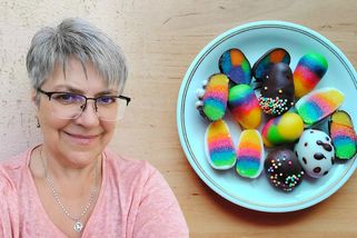 Duhové pralinky ve tvaru velikonočních vajíček vykouzlí úsměv na tvářích koledníků