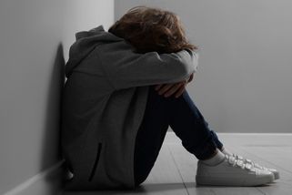 Partneři na Lounsku znásilňovali syna, vše si fotili. Běžný život rodiny, prohlásil muž