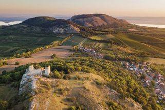 McDonald's staví restauraci pod Pálavou, CHKO nemá námitky