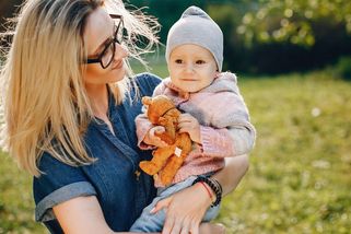 Nevinné otázky, kterými zaručeně naštvete mnoho matek - Médium.cz