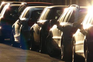 Počet aut u nás už kulminuje na svém vrcholu - Médium.cz