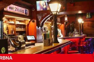 Diskriminace ve vyhlášeném klubu? Podle svědků odmítá vpouštět Romy a Ukrajince