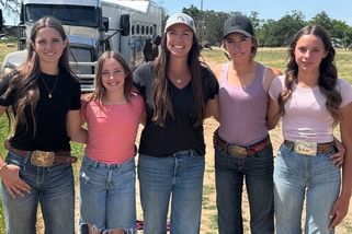 Manželé dali čtyřem dcerám křestní jméno Mary. Nepotřebujeme souhlas zvenčí, tlumí kritiku matka, taky Mary - Novinky