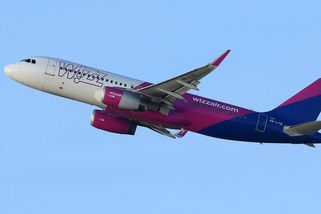 Nepoletíš, je obsazeno, sdělila společnost Wizz Air 14letému chlapci u odbavovací přepážky - Novinky