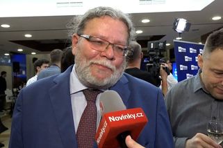 Vondra: Budeme muset hodně bojovat, aby se v europarlamentu udržela podpora Ukrajině - Novinky