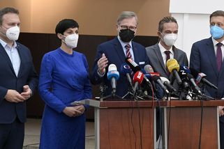 Pokud Zeman nejmenuje všechny ministry, podáme kompetenční žalobu, potvrdil Jurečka - Novinky