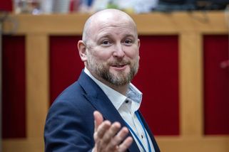 Papalášského ředitele magistrátu Kubelku drží vedení Prahy ve funkci ze strachu ze žaloby - Novinky