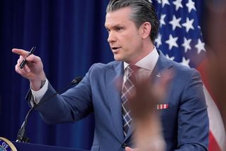 Evropští spojenci jsou nevděční a za operaci v Íránu by měli děkovat, hlásá Hegseth - Novinky