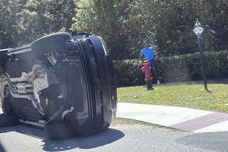 Slavný golfista Woods byl po autonehodě propuštěn na kauci - Sport.cz