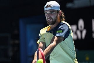 Macháč vypadl v Miami a Sinnera nevyzve, dohrála i Bouzková - Sport.cz