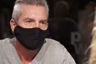 Novavax budou chtít i odmítači vakcín. Ochrání stejně jako Pfizer, hodnotí vědec