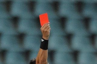 Mazejte, nebo vás zabijou! Sudí zažil peklo: výhrůžky nožem a sprosťárny i od předsedy - Sport.cz