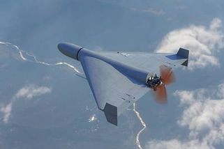 Rusko posílá Íránu drony, chce ho udržet ve válce, tvrdí západní tajné služby