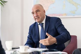 Ředitel VZP: Čekají nás hubené roky. Protest lékařů nechápu - Novinky