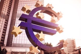 Komentář: Euro v Česku? Geopolitika dává úvahám nový rozměr - Seznam Zprávy